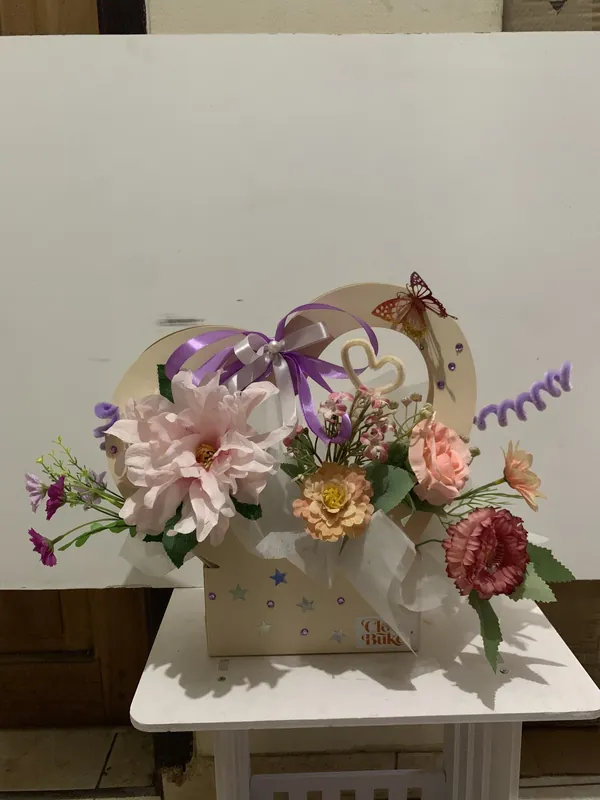 Blooming Heart Box Tas